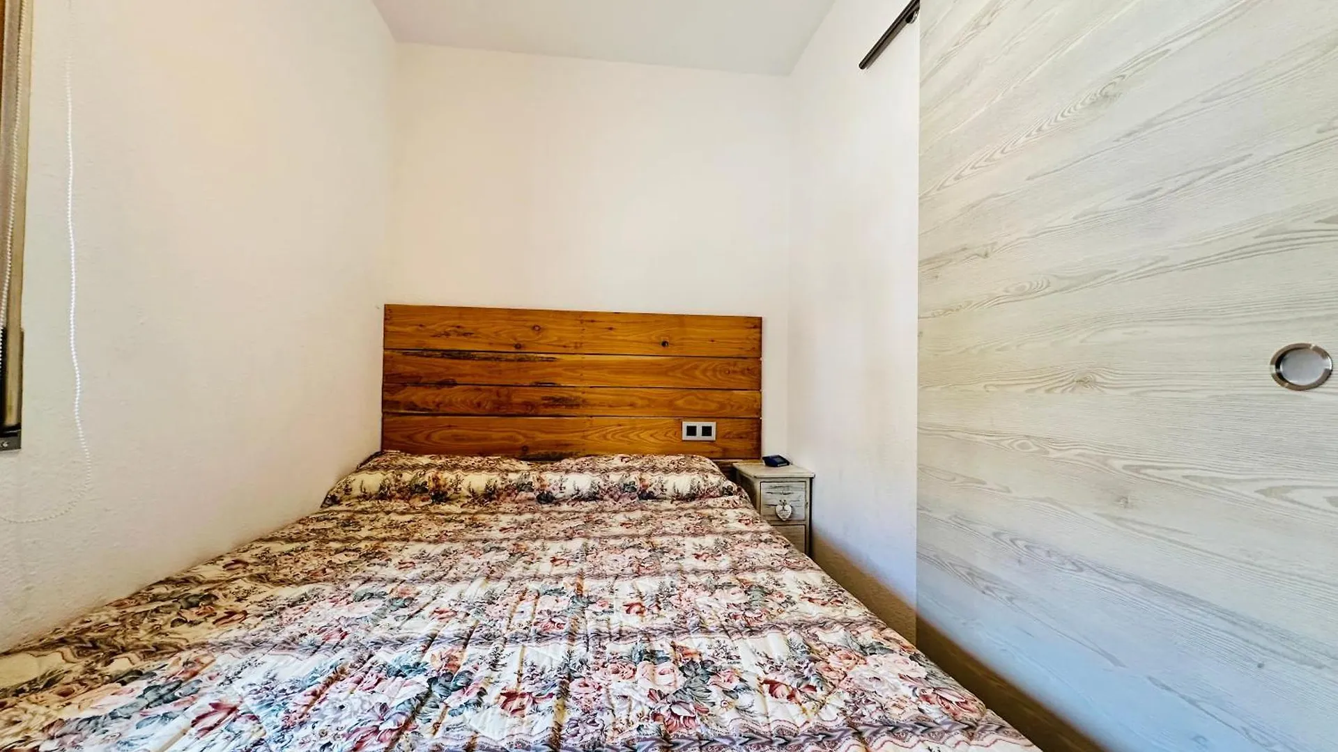 Port Ambar - Apartamento En La Marina De Empuriabrava - Balcon Con Vistas Al Canal - Playa - Wifi 0*,  Spain